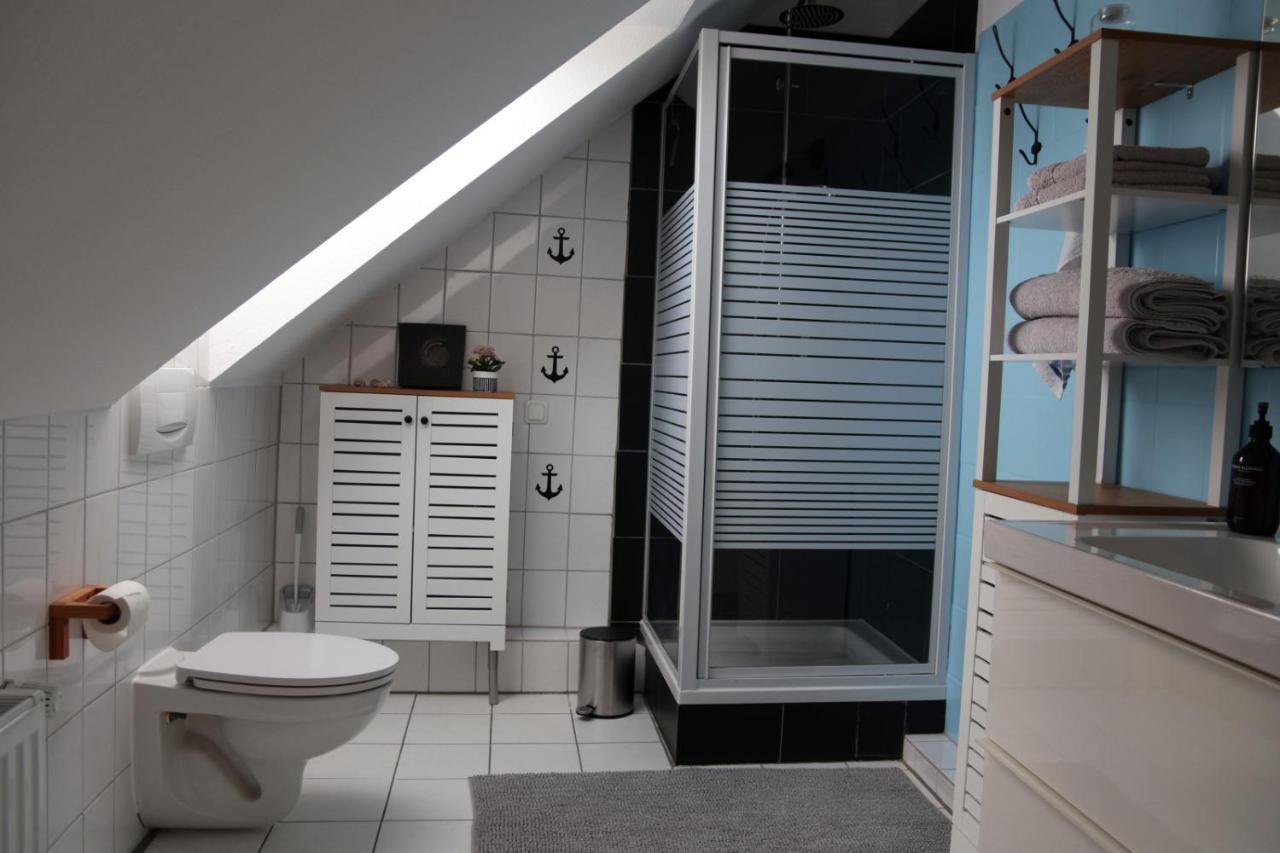 Privatzimmer Mit Eigenem Bad Und Kueche Burgwedel  Bagian luar foto
